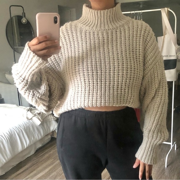 H&M Chunky Knit Wool blend Turtleneck Sweater in Large Cream - Picture 2 of 13